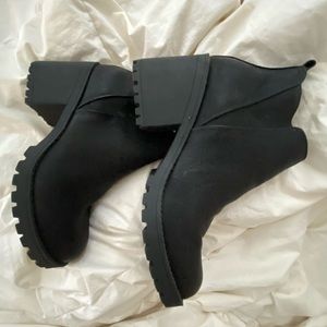 black booties